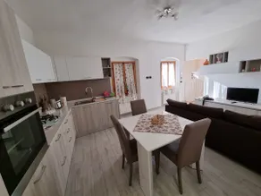 Charming apartment in the historic center - Image 4