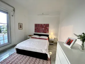 Bright 1 Bhk in Bandra near Lilavati - 5 - Image 4
