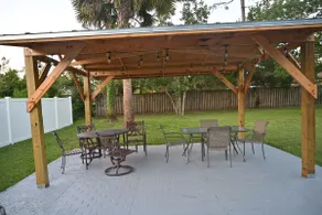 Spacious 3+ BR, Dogs ok, minutes to beach! - Image 5