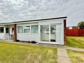 Beach Road Chalet Park, 131 Scratby The Retreat - Image 4
