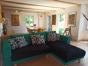 Spacious apartment with a garden in an idyllic location - Image 4