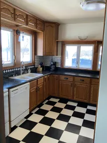 Wonderful 3 Bedroom home close to Nelson Park - Image 4
