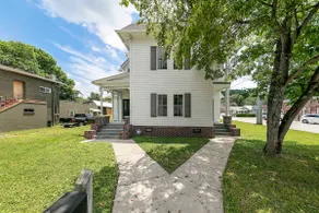Majestic 1880s Victorian at Windrock Mountain - Image 3