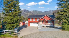 3/4 BR on 2 acres- River access & Pool, 5mi to SNP - Image 2