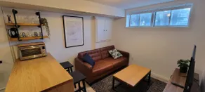 Modern and Sunny One Bedroom - Stockyards - Image 2
