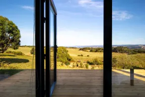 Sky Ship 1 - Luxury Off-Grid Eco Accommodation - Image 5