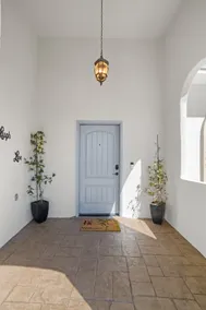Modern, cozy home in East El Paso. - Image 2