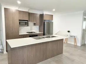 Corporate/ Family 3-Bedroom residential home. - Image 2