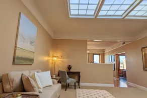 New, Remodeled, Luxury Loft w/Hot Tub & Rooftop Patio - Image 5