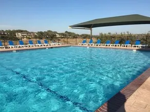 Lake Travis townhome-Pool-Marina-Boat ramp-Golf - Image 3