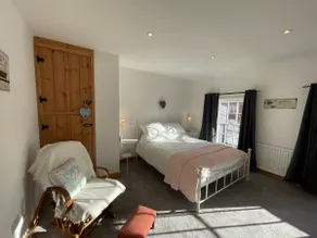 3 Bedroom Cottage located in historic Castle Acre. - Image 3