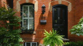 Cheerful and cozy 2-bedroom Victorian home - Image 5