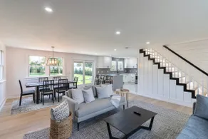 Spacious Modern 5BR • Close to Town & Beach - Image 3