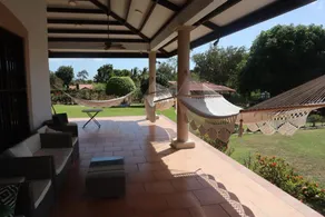 Family retreat with large patio and country air - Image 3