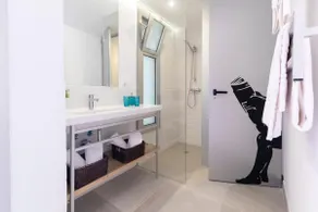Lovely apartment in a complex with a pool - Image 3