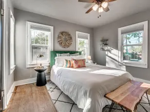 Cool Bungalow near the Plaza, Paseo, & Fairgrounds - Image 3