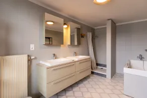 Entire guest house Brasserie Caulier - Image 5