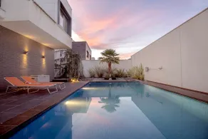 Designer house in Guadalajara with a private pool - Image 2