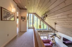 Across from Loon Base Lodge · Sleeps 13 · 4BR - Image 5