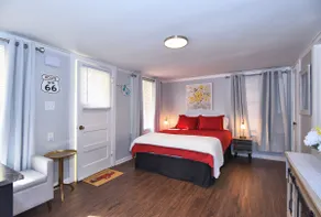 Adorable Guesthouse* TU-Cherry St-Exp0-Downtown - Image 5