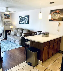 Cozy Lake Condo | Beach + Pool | Winnipesaukee - Image 5