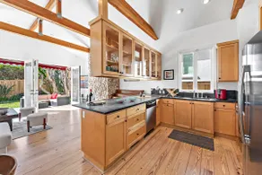 Laguna Beach Coastal Cottage - Image 5