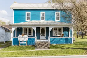 Cozy, historic 5-bedroom home in Amish country - Image 2