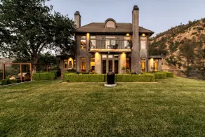 Serene Millerton Lake Villa w/ Panoramic Lake View - Image 2
