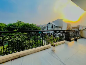 Modern 2BHK Serviced Apt | Sec 45 | Peaceful Area - Image 4