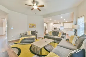 BRAND NEW BUILD - ATLANTA HOME - HUGE and SPACIOU - Image 4