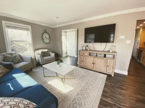 2 Bedroom Plus Bonus Loft Townhouse Near IAD - Image 3