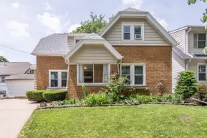 Family friendly, Private Patio, Walkable, Quiet - Image 2