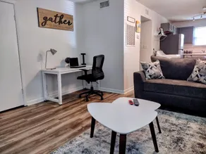 Studio @ Park Lake - Image 5