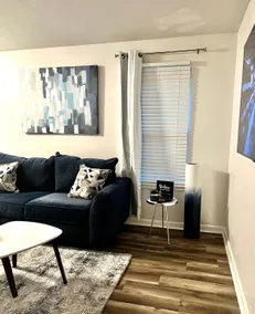 Studio @ Park Lake - Image 3