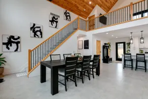 Luna's Loft - Modern Country Home with Hot Tub - Image 4