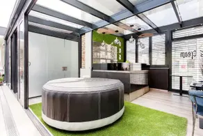 Karinflats Deluxe - ”The Cream” Penthouse Apt. - Image 2