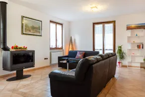 GuestHost - Casa del Giardino Apt with Shared Patio - Image 4