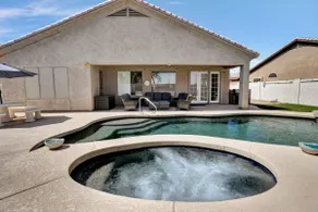 AZ Oasis, Cleaning & Pool heat fee FREE 3+ nights! - Image 5