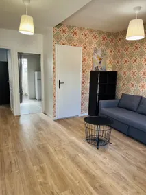 Quiet & bright apartment in PARIS Sud – RER B 2 mins - Image 3
