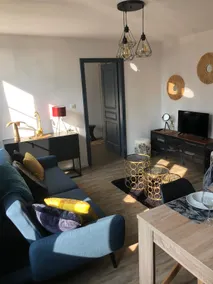 Superb two-bedroom accommodation in the city center - Image 2