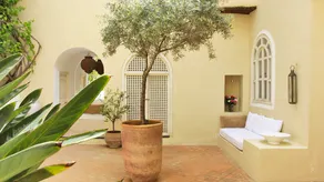 Unique private riad in the Medina with plunge pool - Image 5