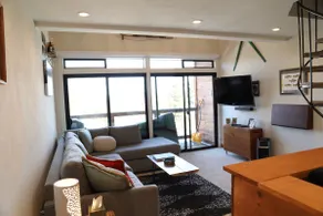 Comfortable and Convenient Ski-In/Out Condo! - Image 2