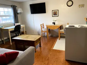 Comfortable Apartment in a Convenient location. - Image 3