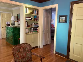 Artist House - Colorful 2 bedroom cottage - Image 4