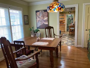 Artist House - Colorful 2 bedroom cottage - Image 5