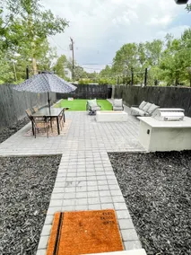 Modern Home In The Heart of Downtown Flag - Image 3