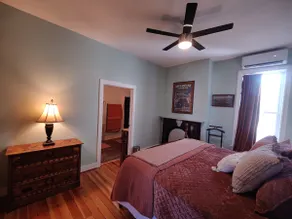 Historic Downtown Loft - Image 4
