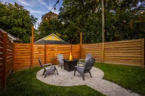 Walk Everywhere-Large Deck-Fire pit-10 min 2 DT - Image 3