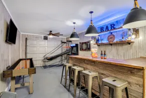 Gather & Celebrate: Hot Tub • Game Room • BAR - Image 3