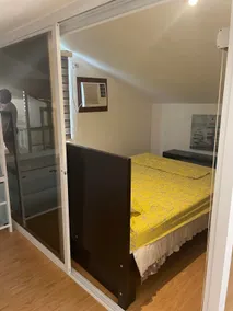 Cheerful 2-Bedroom Residential Home - Image 5